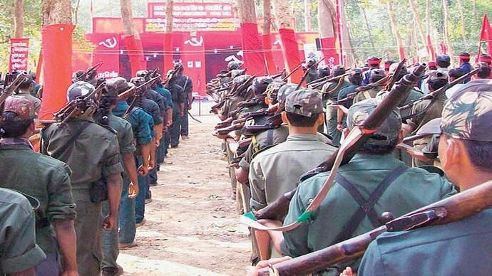 Maoist leaders abandon arms in Bastar, denounce ideology - News Karnataka