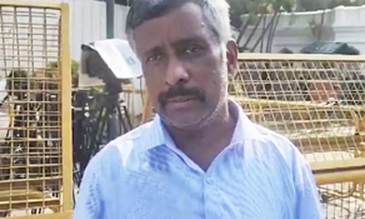 Activist accuses CM of practicing black magic against him - News Karnataka