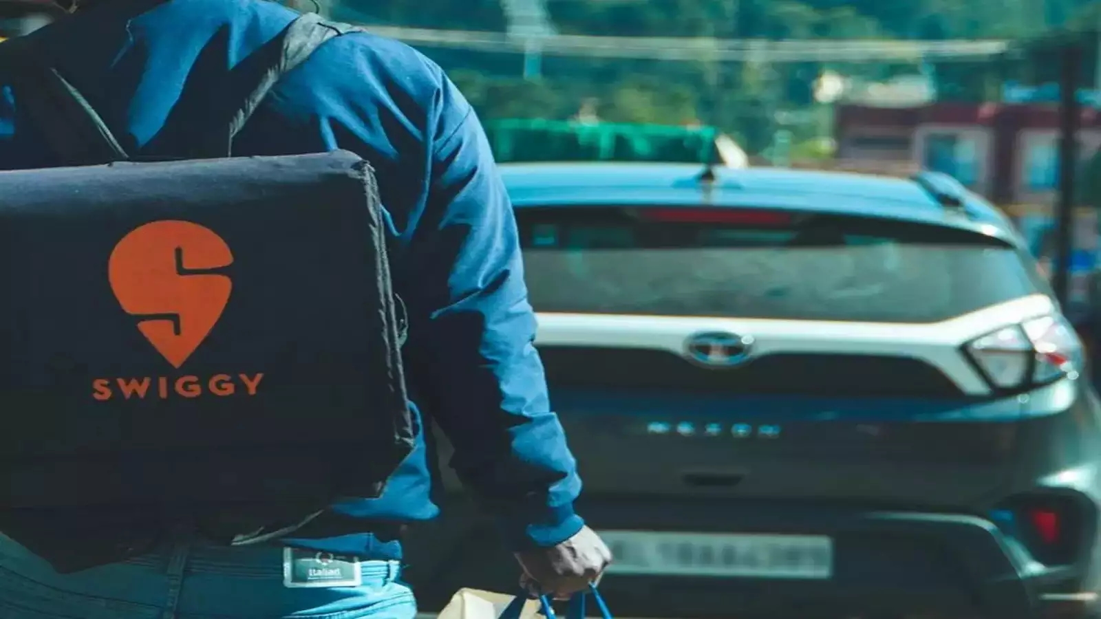 Swiggy rider criticises company's insurance, calls it ticking time bomb - News Karnataka