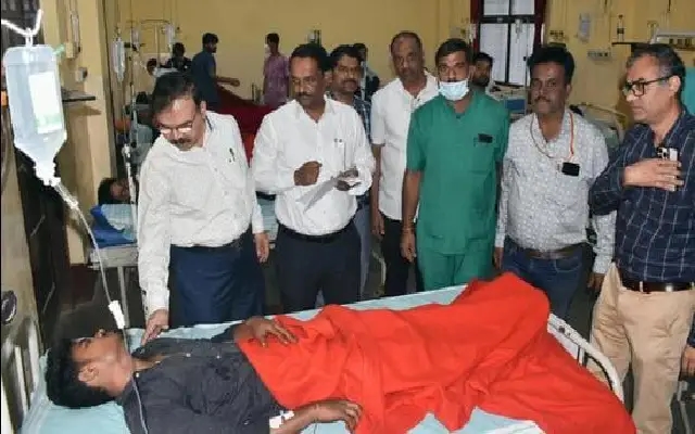 Tragic Road Crash in Yellapur Claims 10 Lives, 15 Injured - News Karnataka