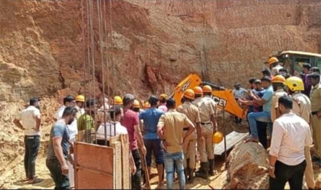 Falling wall kills laborer when constructing well ring - News Karnataka