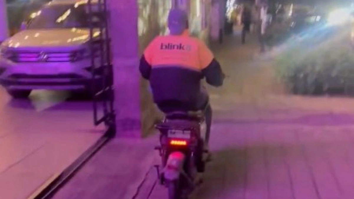 Residents Raise Alarm Over Reckless Delivery Riders Endangering Pedestrian Safety - News Karnataka