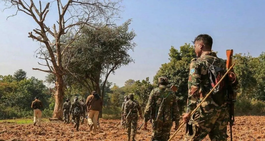 17 Naxalites surrender in Bijapur, adding to recent security victories - News Karnataka