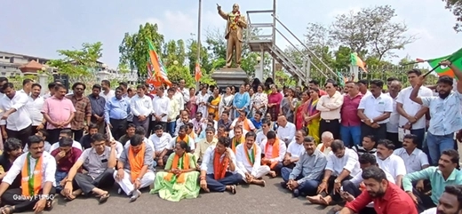 BJP Protests Against DK Shivakumar’s Constitution Remarks - News Karnataka