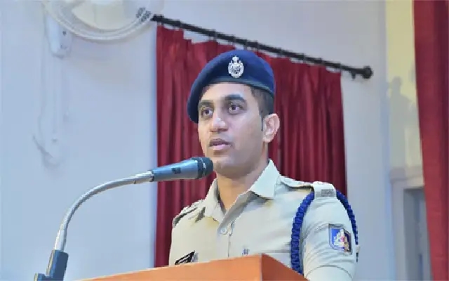 Cyber Awareness Key to Preventing Digital Fraud: DK SP - News Karnataka