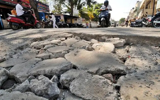Damaged Culvert on Mysuru-Manandavadi Road Gets Temporary Fix - News Karnataka