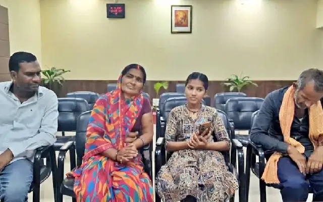 Bihar Girl’s Path to Medicine Paved with Support from Education Minister - News Karnataka