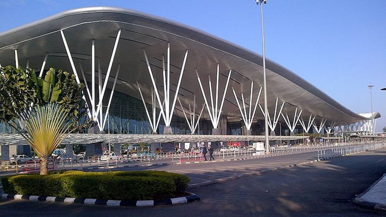 Foreign national arrested for attacking staff and chaos at Bengaluru airport - News Karnataka