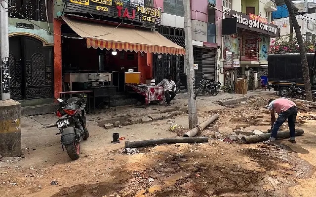 Fraser Town Faces Gloomy Ramzan Season Amid Roadwork, Stagnant Water - News Karnataka