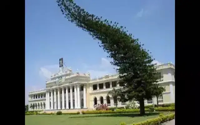 Karnataka Universities Face Massive Staff Shortage Amid Recruitment Delays - News Karnataka
