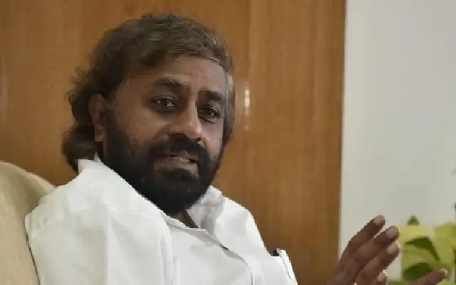 Karnataka Forest Minister Directs Reclamation of 444 Acres of Forest Land - News Karnataka