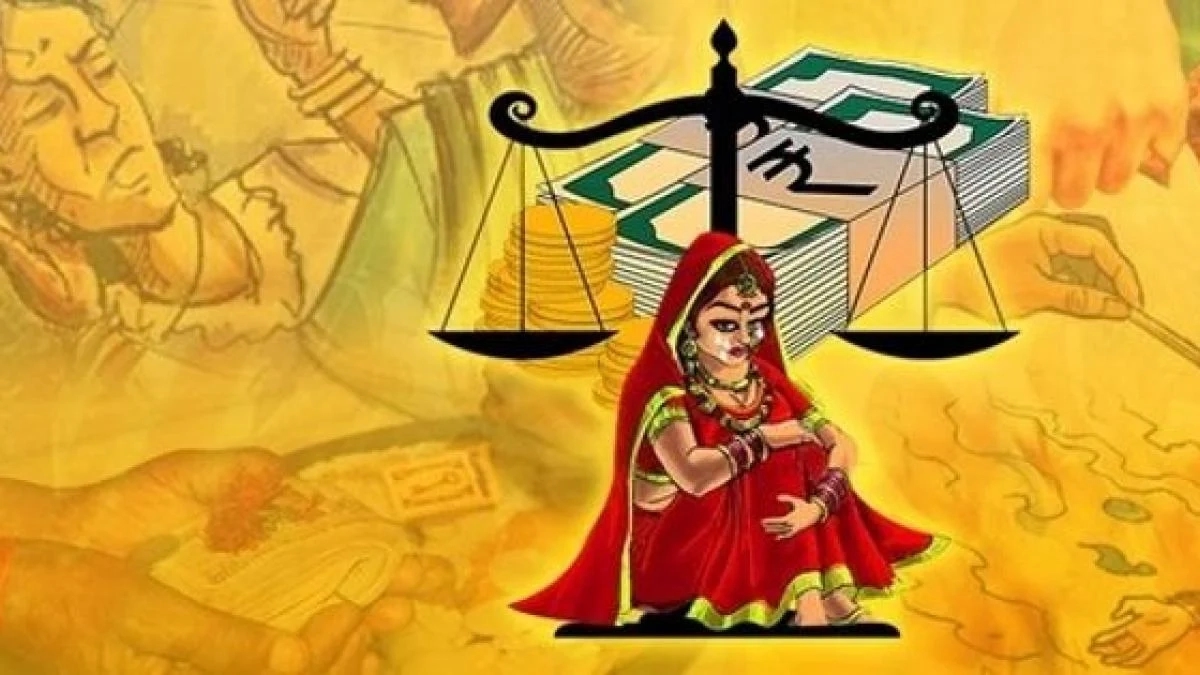 Karnataka cop absconds after wife accuses him of dowry torture and murder bid - News Karnataka