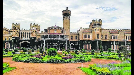 Karnataka overrides SC ruling, takes over Bangalore Palace Grounds - News Karnataka