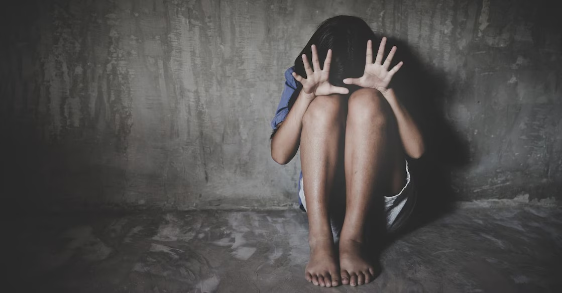 Mysuru school headmaster on the run after abuse complaints - News Karnataka
