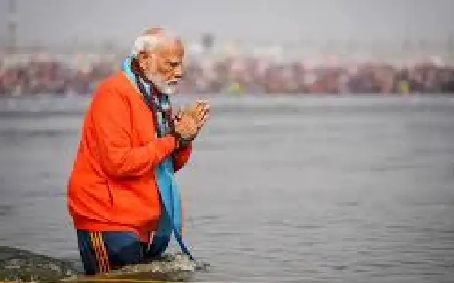 PM Modi Praises Mahakumbh in Prayagraj, Highlights India's Collective Strength - News Karnataka