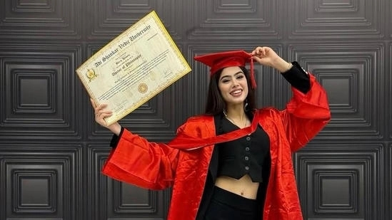 Riva Arora's honorary doctorate sparks controversy online - News Karnataka