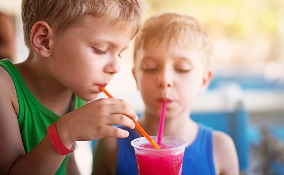 Hidden health dangers in children's favorite frozen drinks - News Karnataka