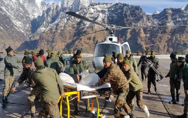 "Survivors Pulled from Himalayan Avalanche After 36 Hours" - News Karnataka