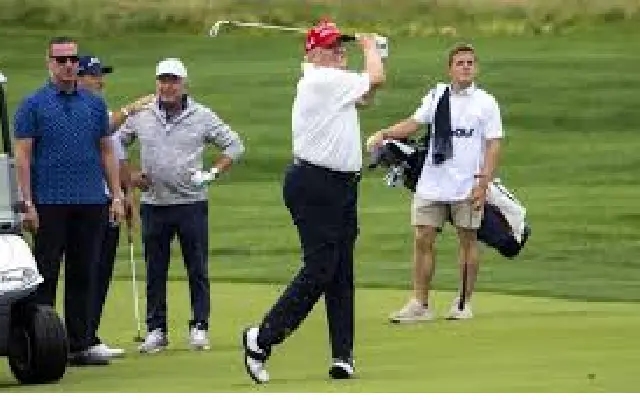 Viral Video of Donald Trump ‘Limping' Sparks Health Speculation - News Karnataka