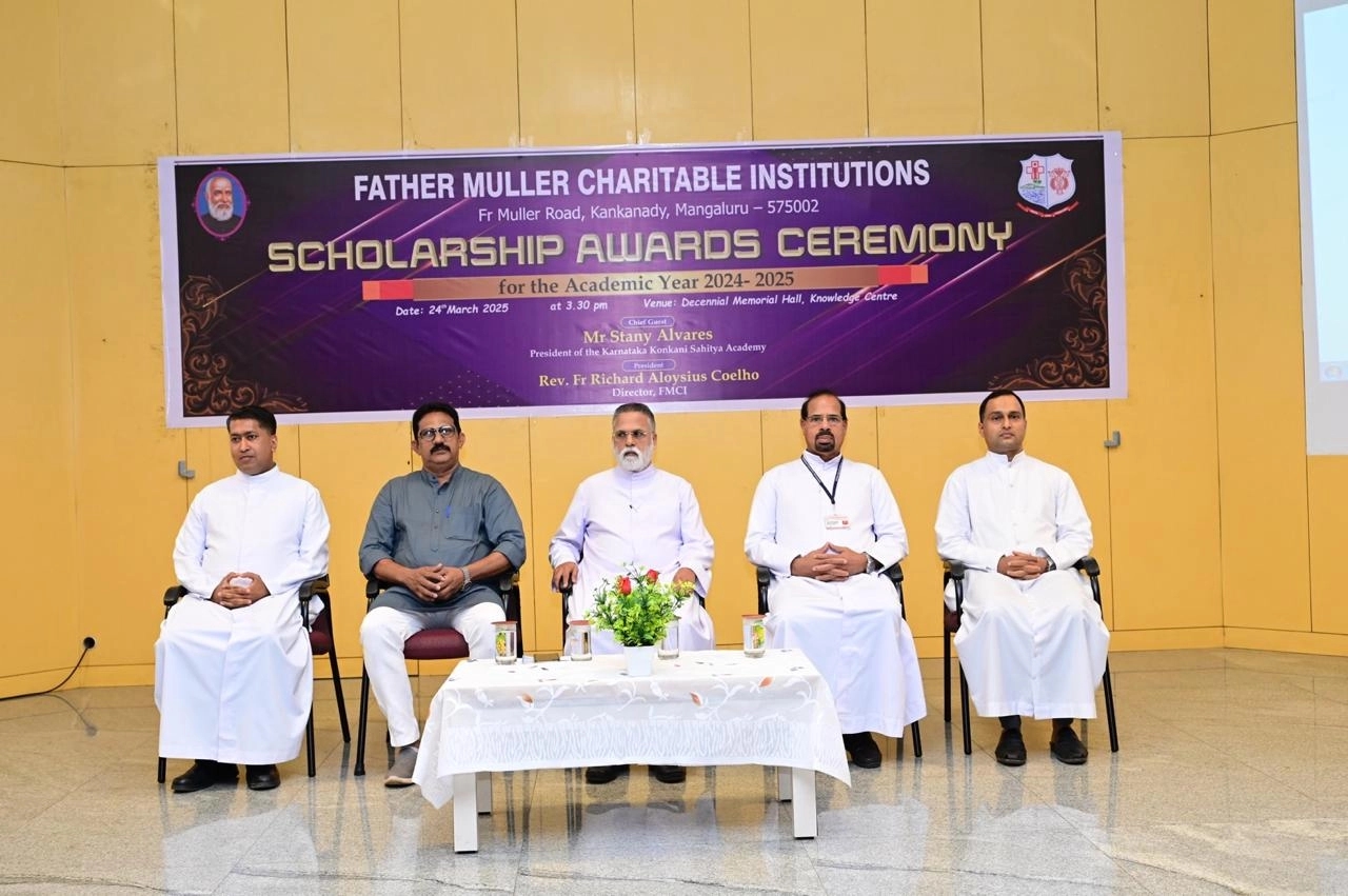 Father Muller scholarships awarded to meritorious and underprivileged students - News Karnataka