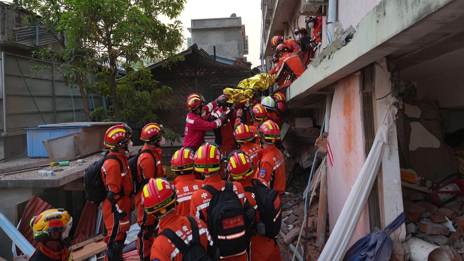 125 hours of hope: Man pulled alive from hotel debris in Myanmar - News Karnataka