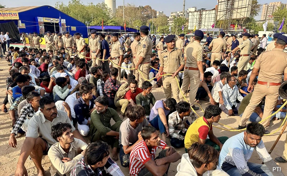Over 1,000 Illegal Bangladeshi Nationals Detained in Gujarat’s - News Karnataka