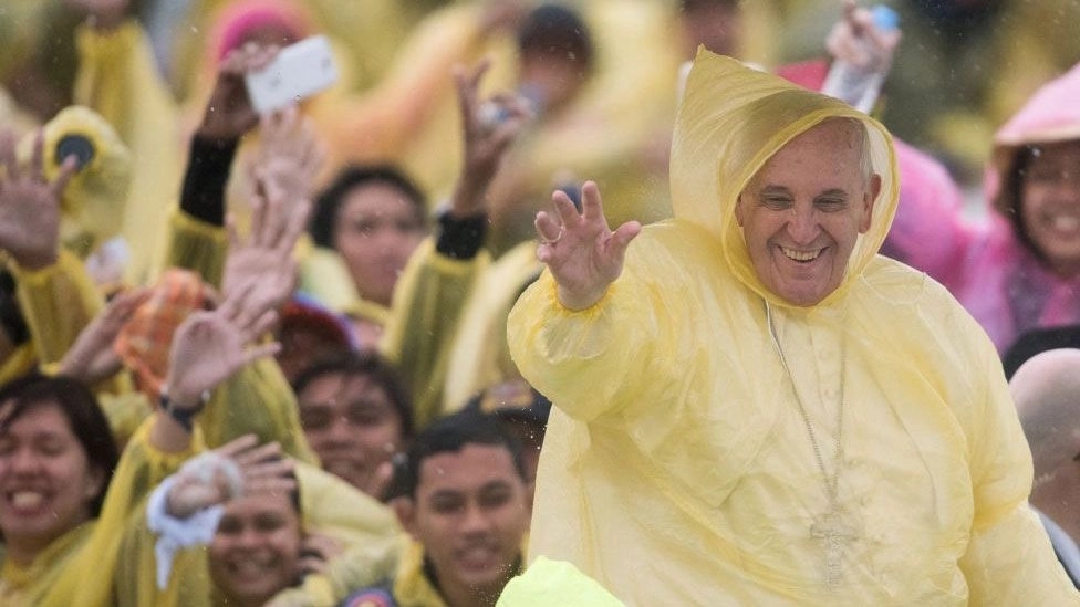 Filipino Catholics weep as they mourn the loss of Lolo Kiko - News Karnataka