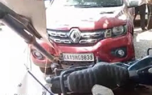 Airport Road Chaos: Speeding Car Wrecks Six Vehicles in Yeyyadi Mishap - News Karnataka