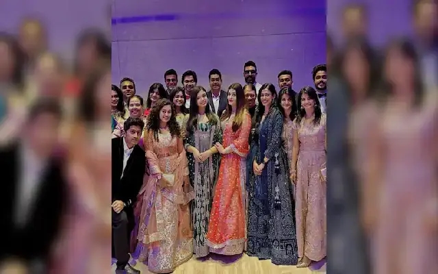 Aishwarya & Abhishek Set the Dance Floor on Fire at Family Wedding - News Karnataka