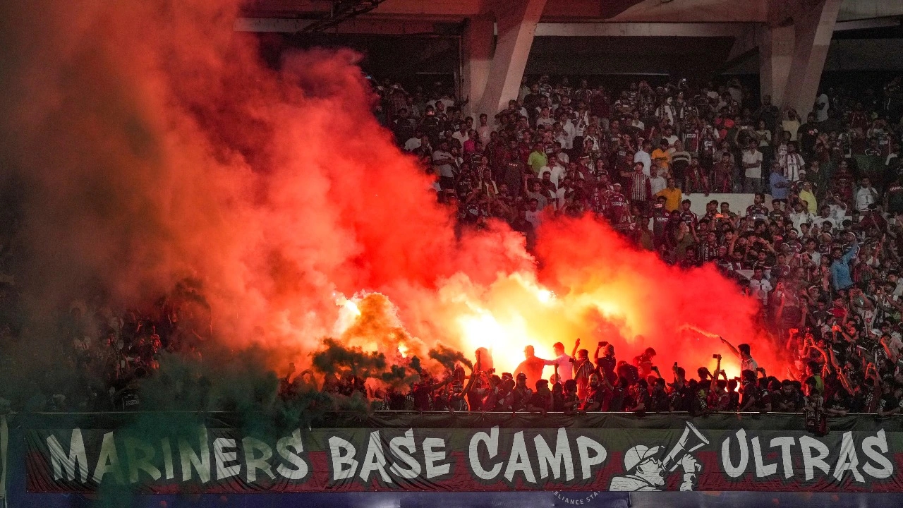 Bengaluru FC files complaint over firecracker attack at ISL final - News Karnataka