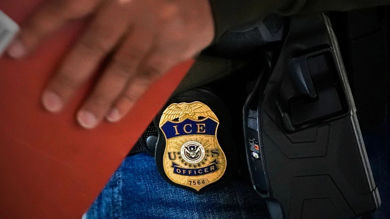 Deportation crisis: U.S. separates mother from U.S. citizen child - News Karnataka