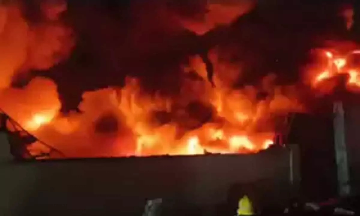 Electrical short circuit sparks fire at Bhagyanagar factory, no injuries reported - News Karnataka