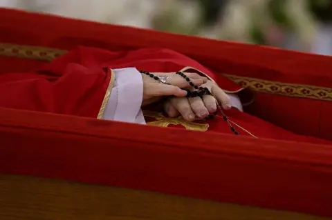 A Pope who died with just $100… and left behind a fortune of the soul - News Karnataka