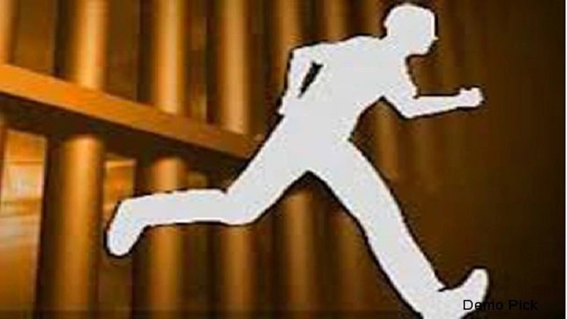 Hubballi tragedy: 5-year-old girl found dead, accused on the run - News Karnataka