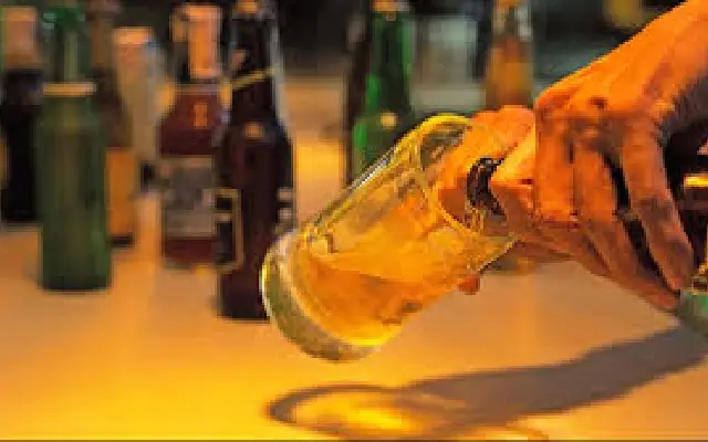 Karnataka Proposes Liquor Price Hike to Boost Revenue, Beer Up 10% - News Karnataka