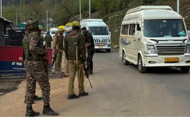 Karnataka on Alert After Pahalgam Attack: Illegal Residents Under Scrutiny - News Karnataka