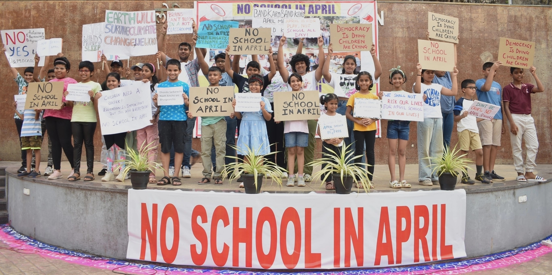 Parents protest school reopening in April, decry heat and lack of consultation - News Karnataka
