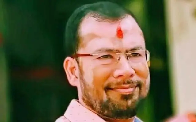 Raipur Businessman Killed in Pahalgam Terror Attack on Wedding Anniversary Trip - News Karnataka
