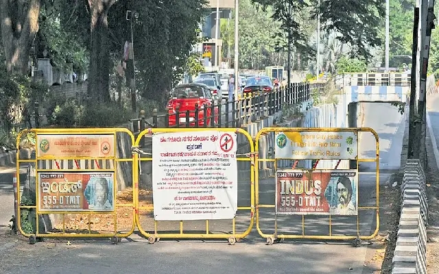 "Cauvery ‘Magic Box’ Turns Into Traffic Nightmare" - News Karnataka
