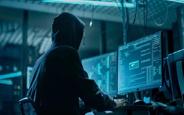 Bengaluru Police Warn: Cybercriminals Exploiting Indo-Pak Tensions to Steal Data - News Karnataka