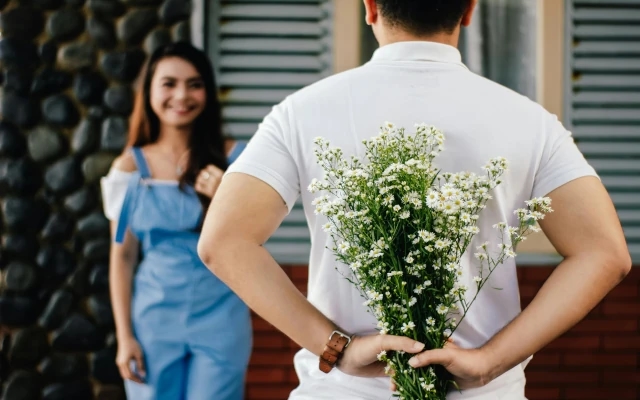 How dating and romance have evolved in the last century - News Karnataka
