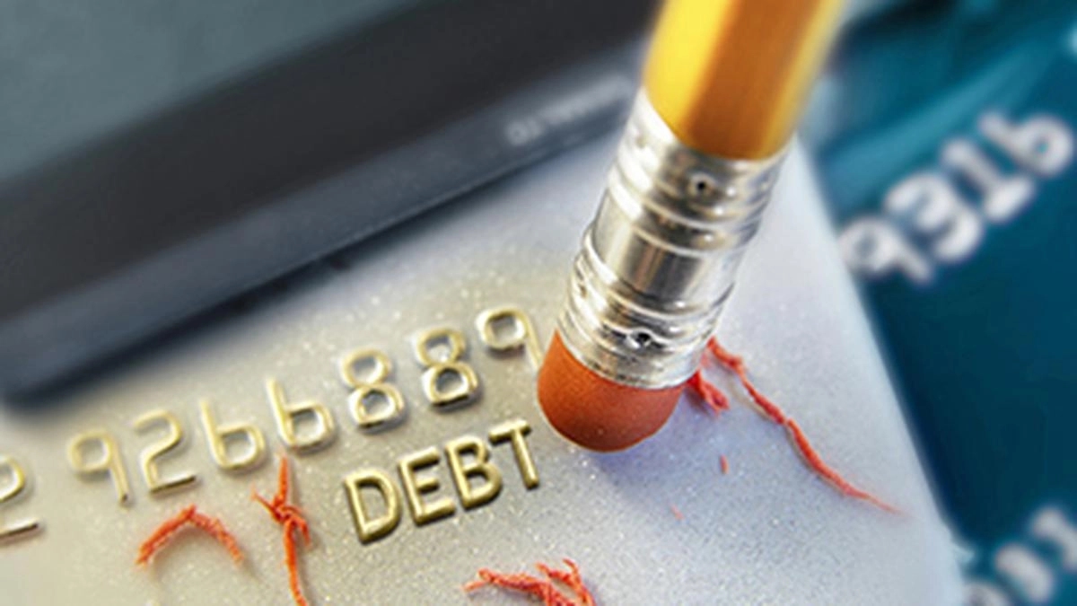 Debt burden drives family to tragic mass suicide in Haryana - News Karnataka