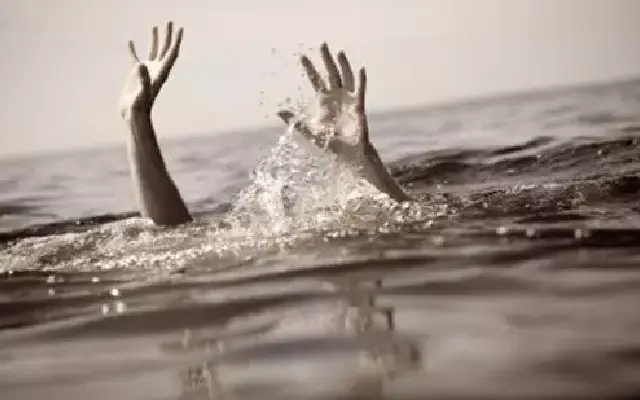 Father and Son Drown, Mother Survives Desperate Rescue Attempt - News Karnataka