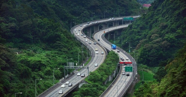 Green warriors take NHAI and Railways to NGT over unchecked waste - News Karnataka