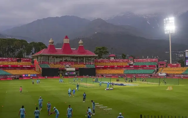 PBKS vs DC Halted Midway Amid Blackout in Dharamshala During India-Pakistan - News Karnataka