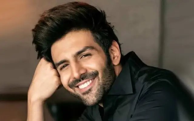 Kartik Aaryan’s Nervous Yet Powerful Speech Wins Hearts at WAVES 2025 Summit - News Karnataka