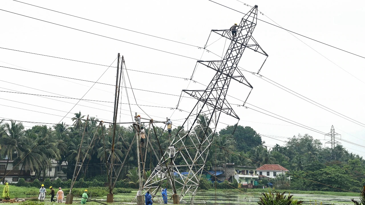 Monsoon havoc leaves KSEB with ₹8 crore loss in Kannur - News Karnataka