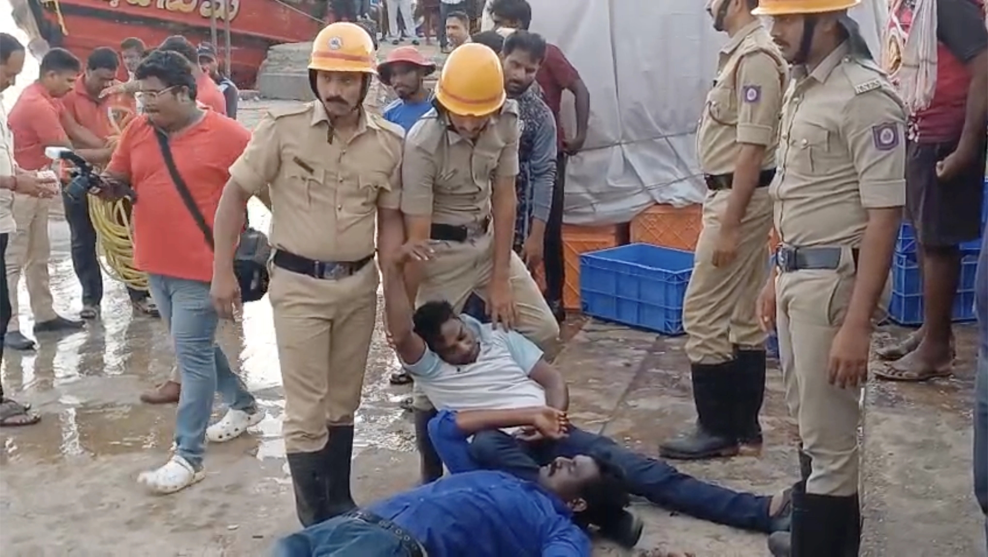 Udupi: Bomb blast simulation at Malpe Port leaves five “injured” - News Karnataka