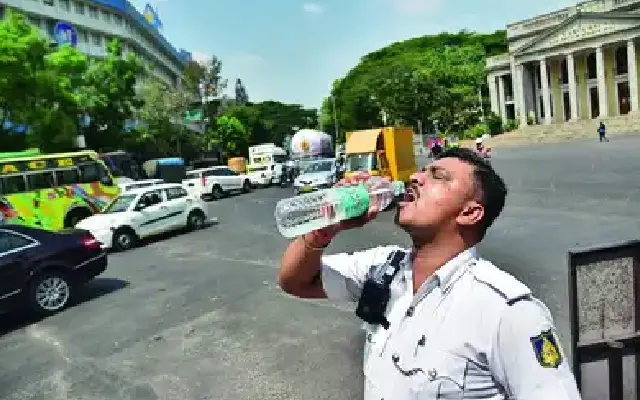 Sweat & Shelter: Bengaluru Exhibition Confronts Rising Heat Threats - News Karnataka