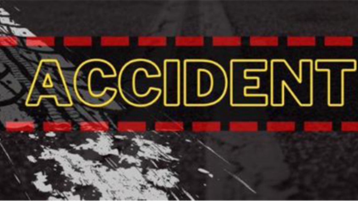 Tata Ace overturns in Koppal: 31 NREGA labourers hurt, 3 critical - News Karnataka